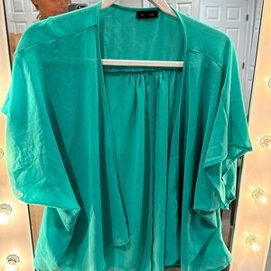 Short sleeve green cover up
